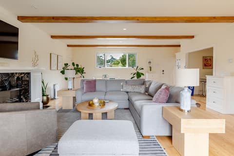 Top Airbnb: The Garden Nook in Carmel in Carmel By The Sea