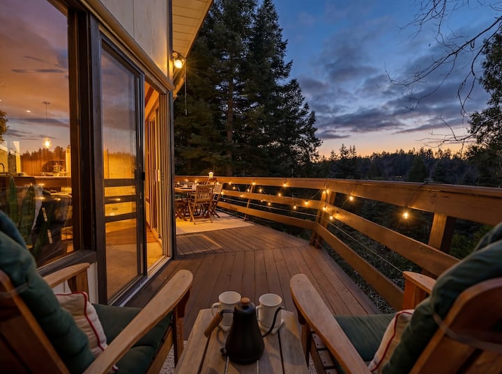 Arrowhead Retreat | Near Lake & Village & Skypark - Lake Arrowhead, CA