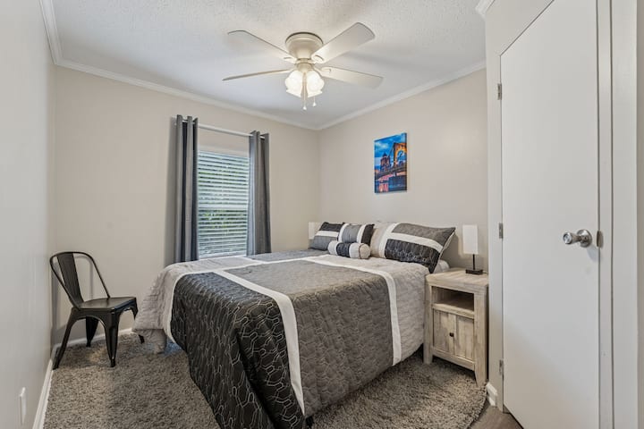 غرفة النوم 2