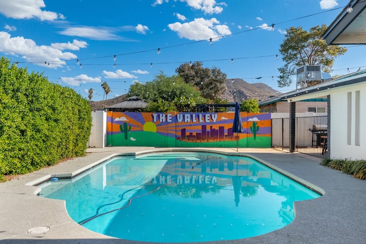 The Valley Oasis ~ Luxe 4br W/ Heated Pool - Phoenix