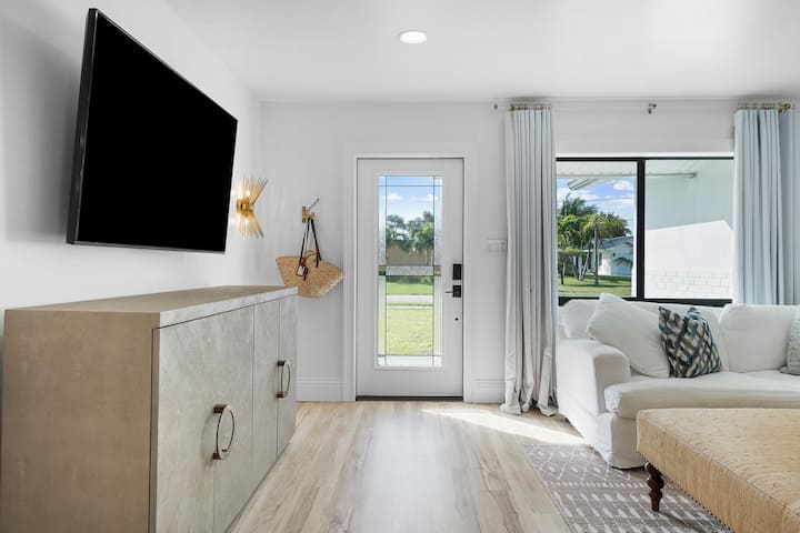 The Chelsea On Hutchinson Island - Walk To Beach - Fort Pierce, FL