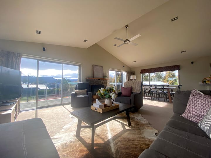 Ohakune Retreat W/ Ruapehu View - Ohakune