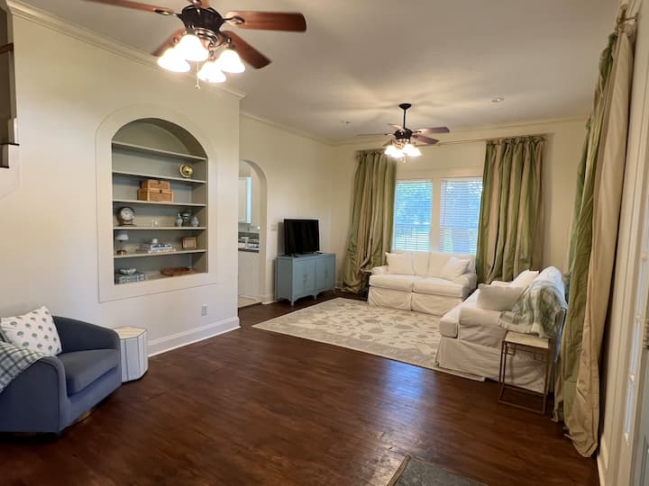 Bayou Cottage - Alexandria, LA