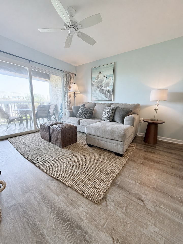2br/2ba Beachfront Bliss! - Fernandina Beach, FL