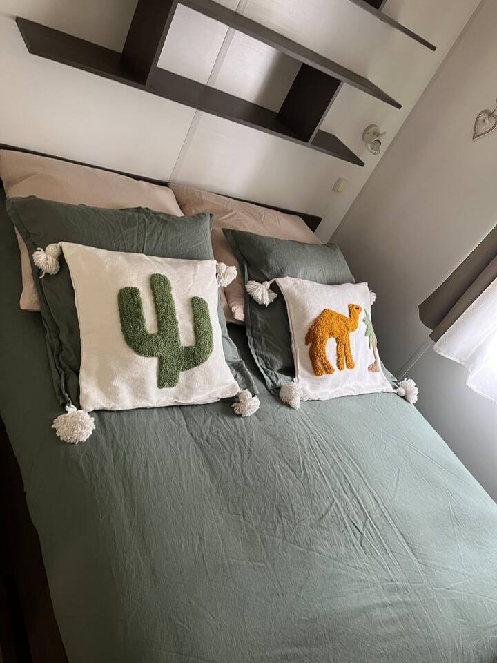 საძინებელი 1