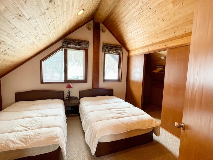 Dhomë gjumi 2