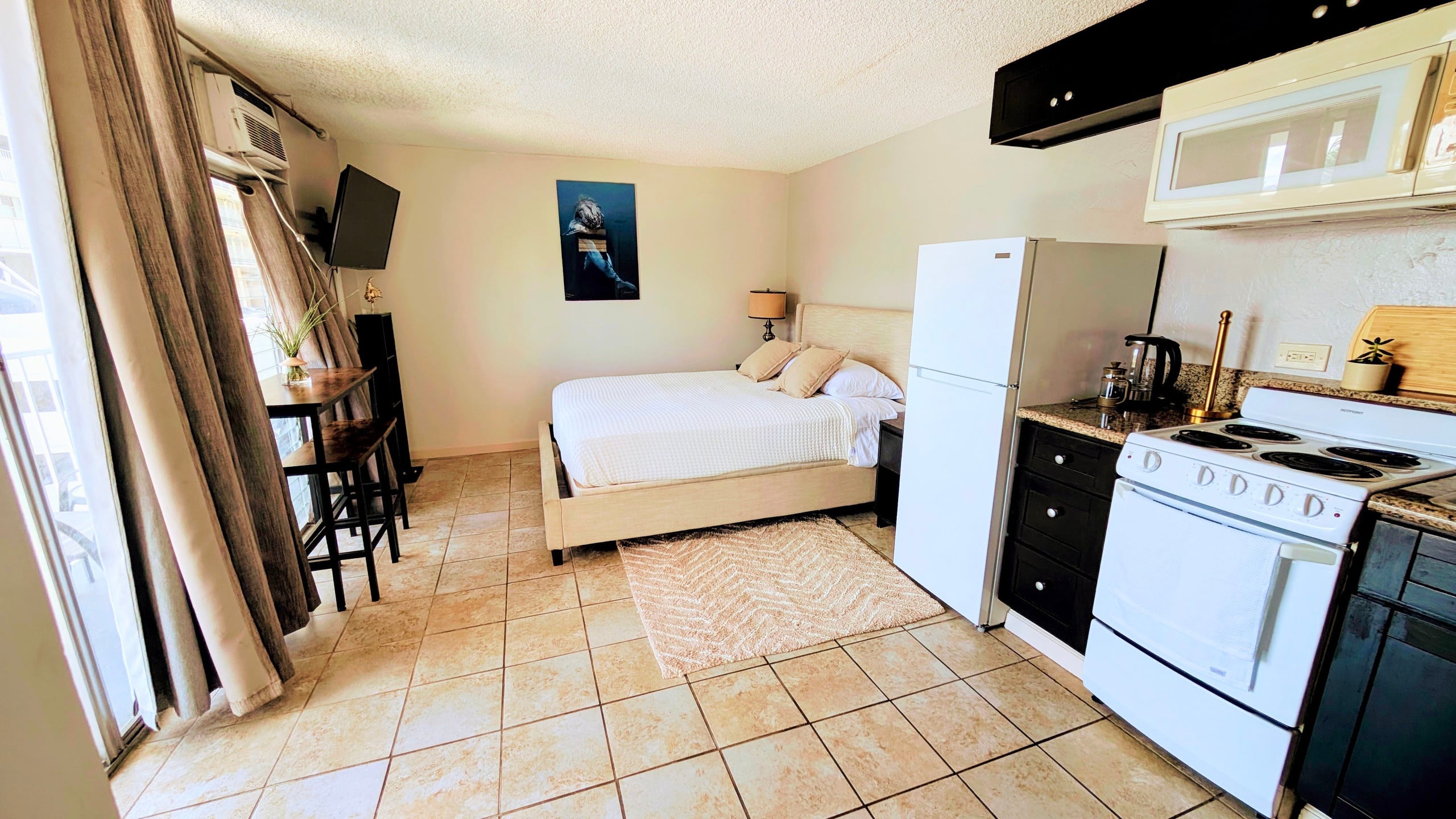 Condo in Honolulu · ★4.78 · 1 bedroom · 1 bed · 1 private bath - Image 6