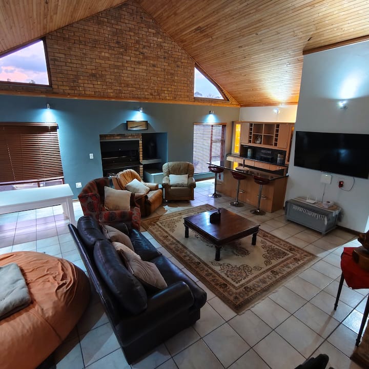 Tranquility For Business Travels - Centurion
