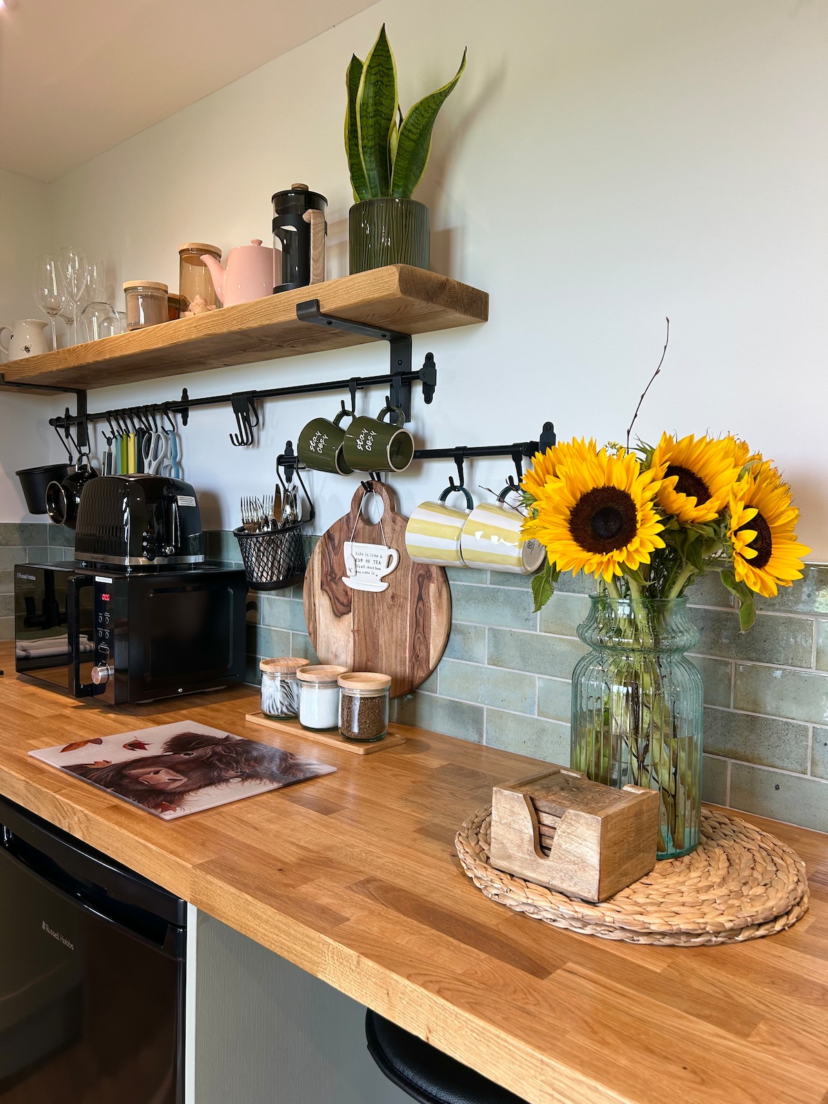 Top Airbnb: Cheshire Countryside Cabin in Cheshire East