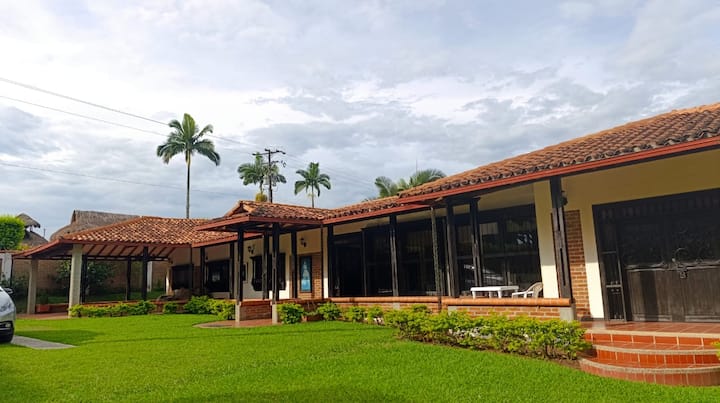 Villa Campestre En Cerritos - La Virginia