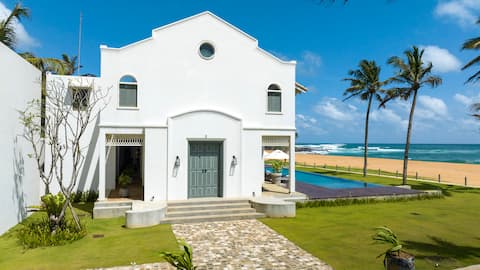 Top-earning Airbnb listing in Hikkaduwa, 4 bedrooms