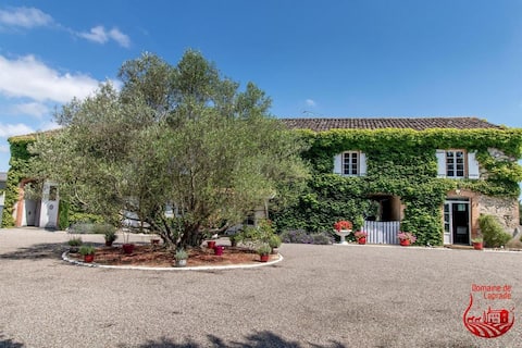 Domaine de La Prade • Swimming pool, animals & nature