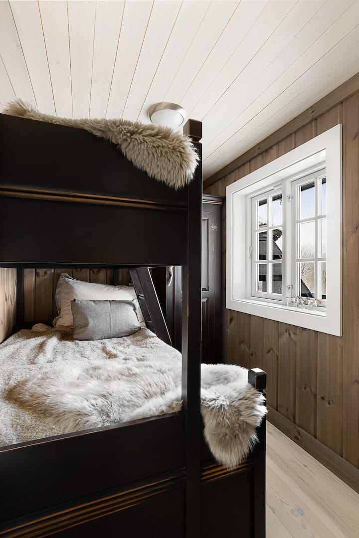 Spavaća soba 2 - 1. kat Obiteljski krevet na kat, 120 cm + 90 cm