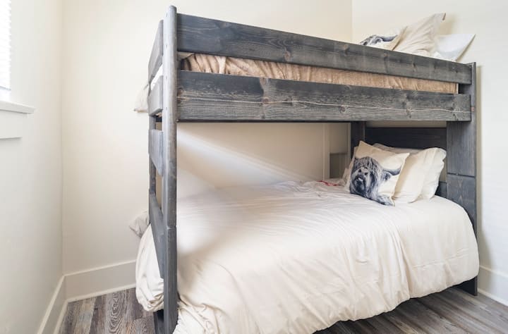 საძინებელი 2