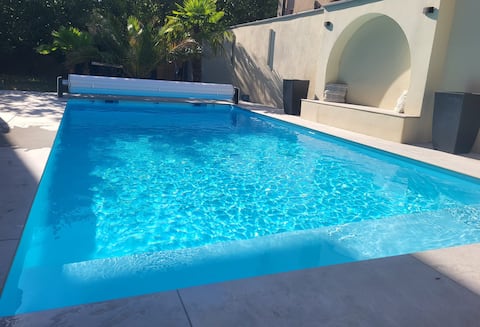Comfortable dream vacation! Excellent saltwater pool!