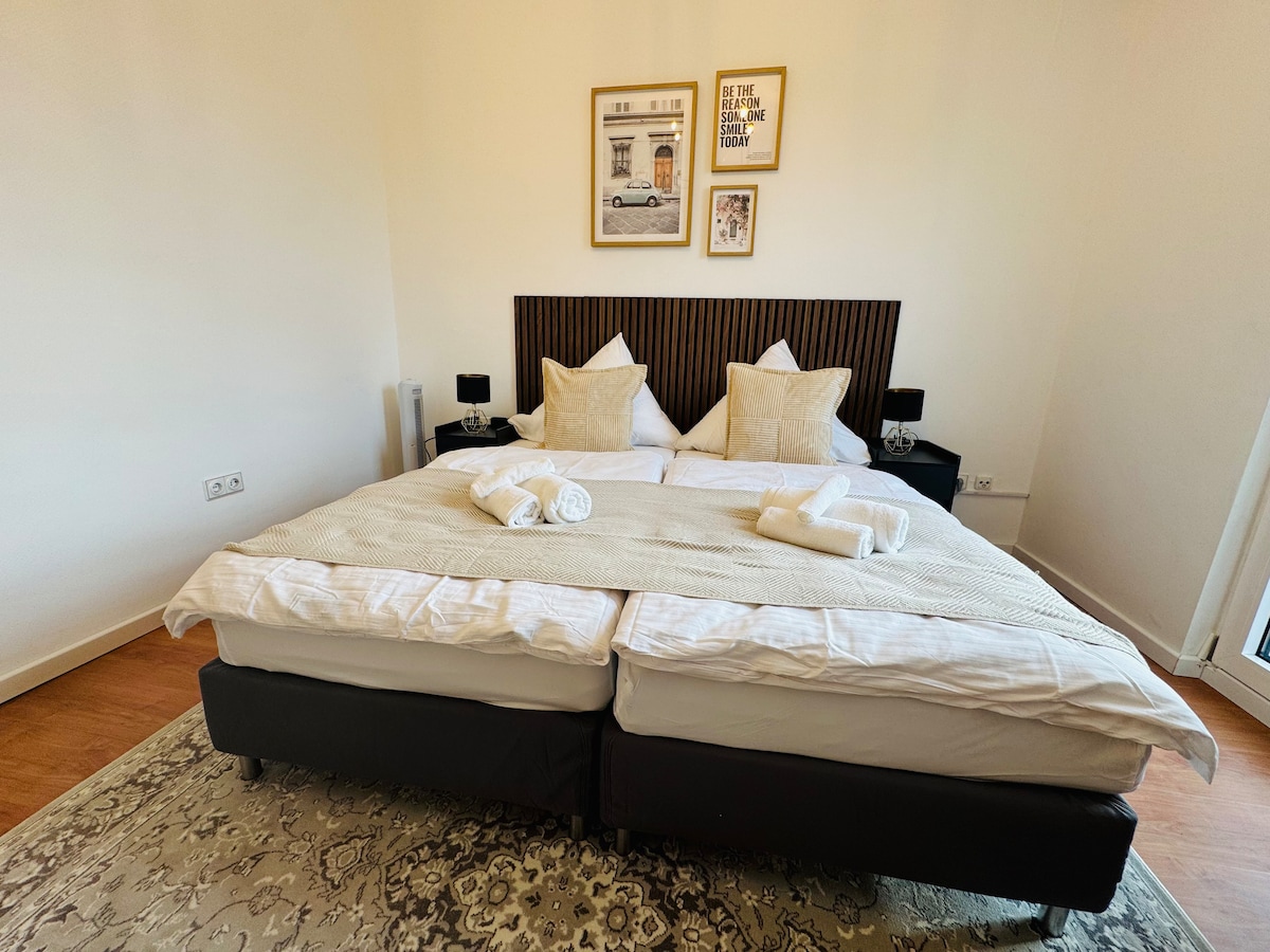 3-room city apartment with terrace Ost-5