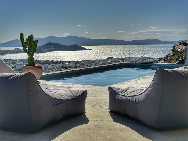 Eye of Naxos villa. Unique view-private pool.