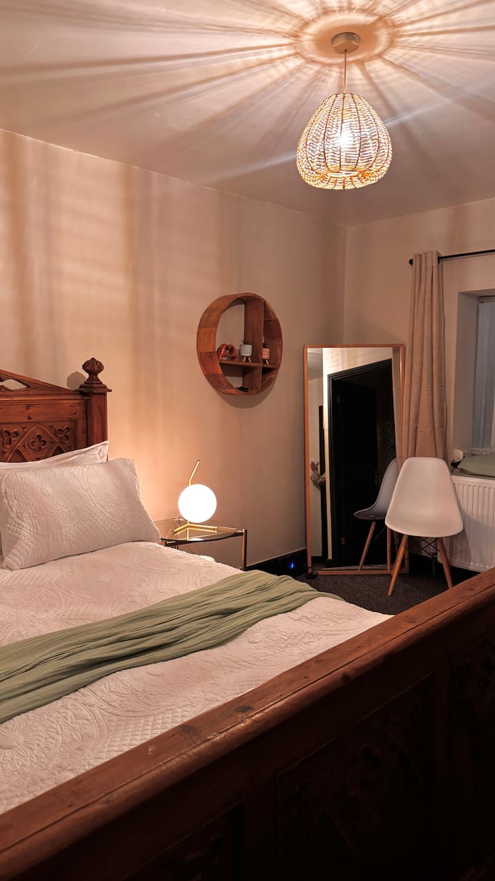 საძინებელი 1