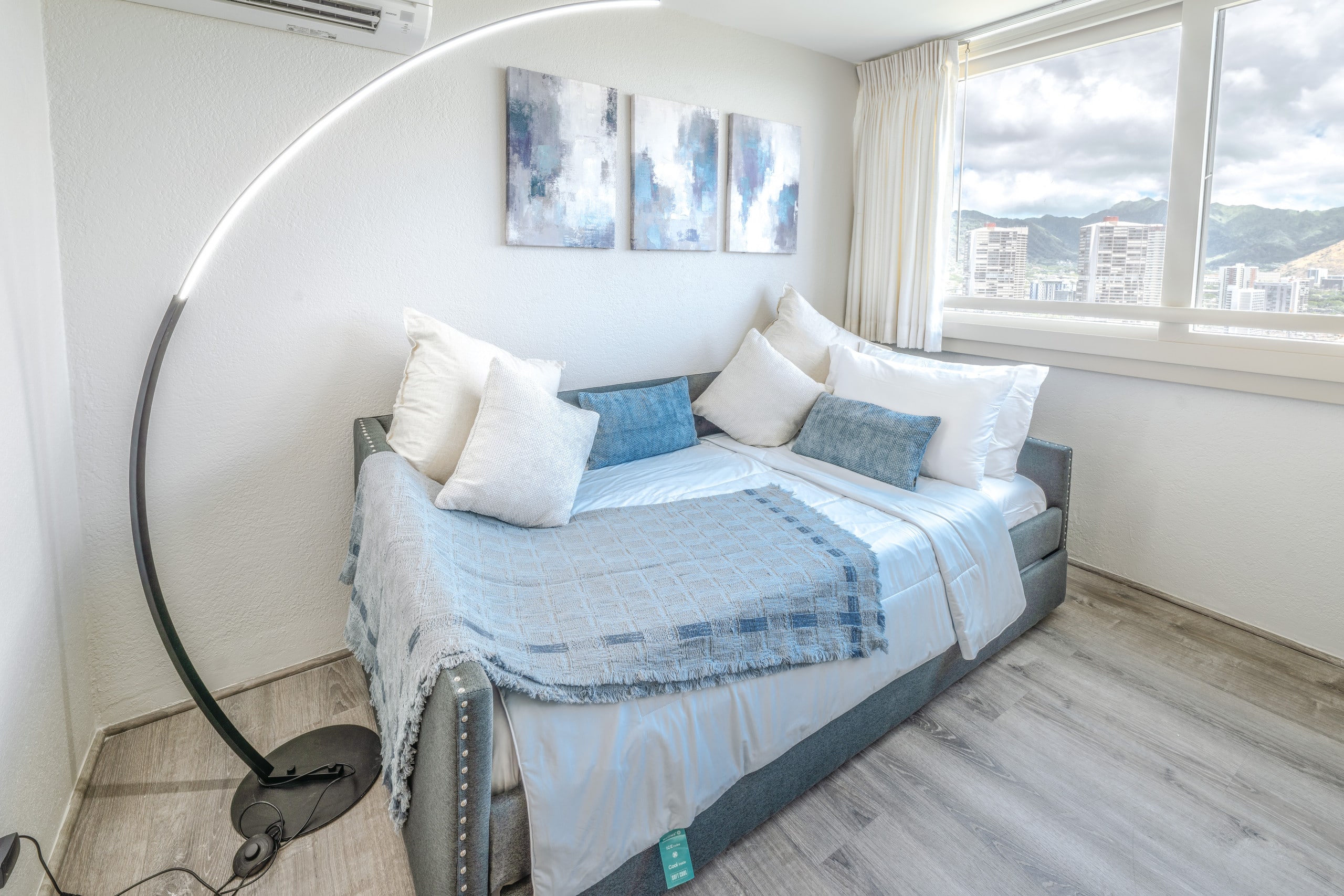 29High FL Views-2Rooms Group Stay Heart Waikiki - Image 24