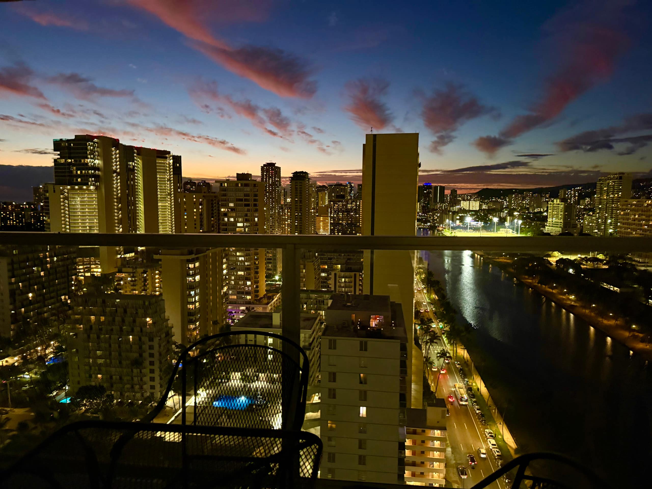 29High FL Views-2Rooms Group Stay Heart Waikiki - Image 33