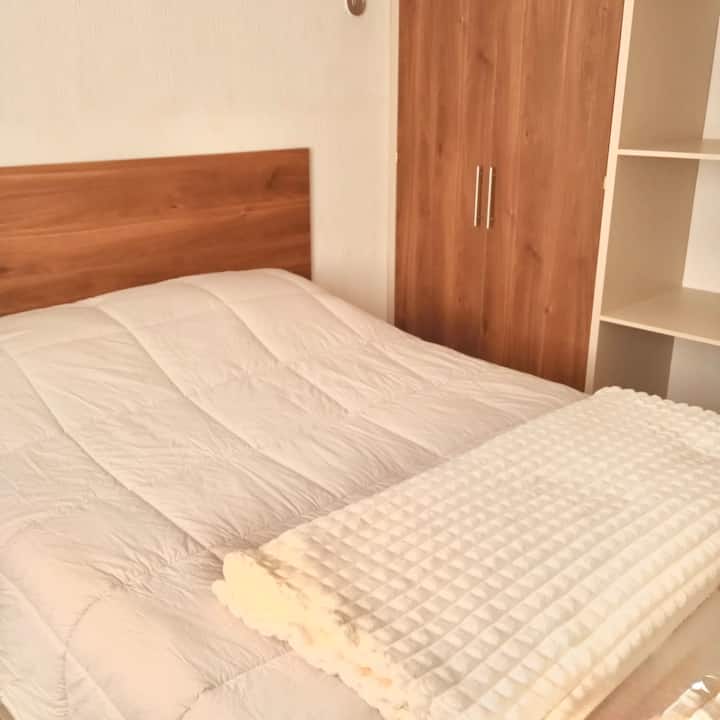 Dhomë gjumi 1