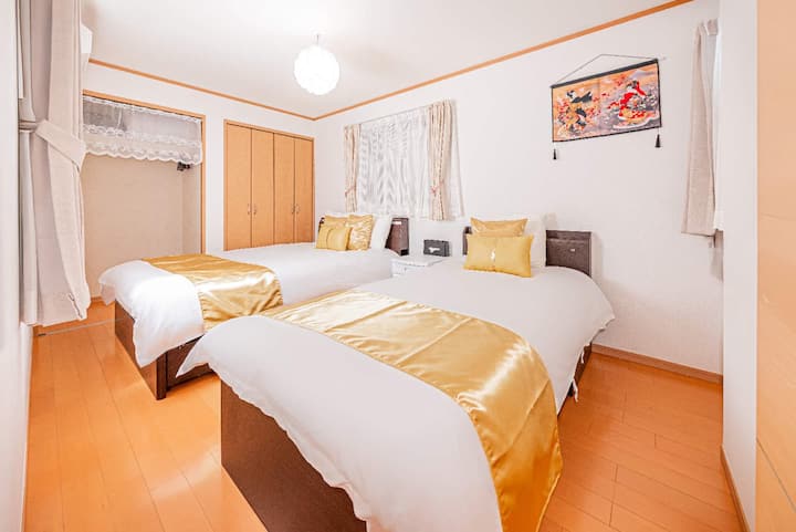 საძინებელი 1