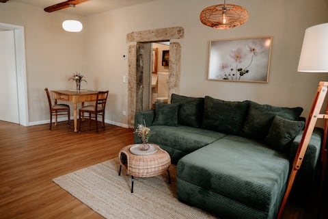 Erfolgreiche Airbnb-Immobilie: House Blumenglück Fewo Anemone in Sebnitz