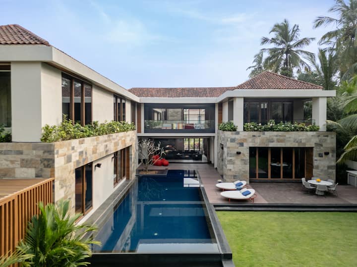 Pool image 1