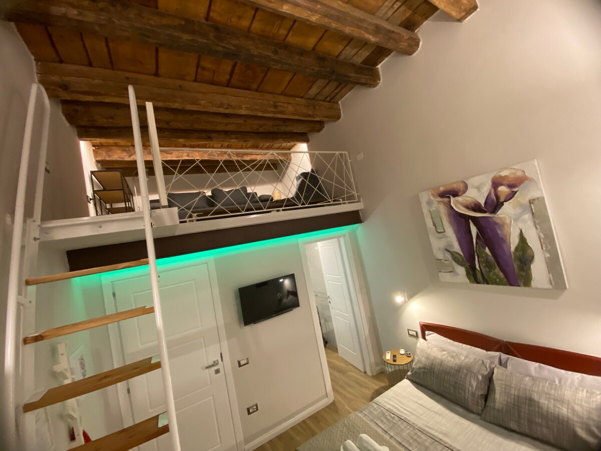 Spazio living privato con posto letto aggiuntivo (su richiesta).