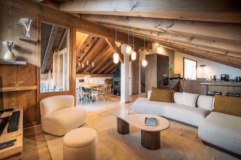 Chalet Saint-Bernard, ski-in ski-out, sleeps 8