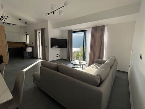 Successful Airbnb property: Andrija in Ubli