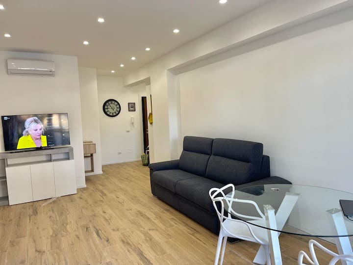 Imperatore Apartment B:few Steps From The Metro B - Roma