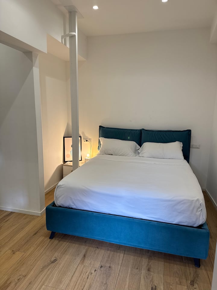 Imperatore Apartment A · 50 Mt Dalla Metro S.paolo - Rome