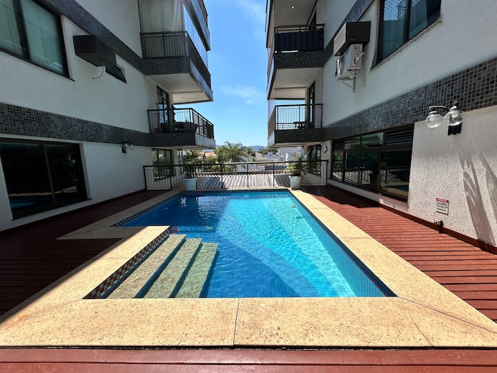 Apê Varanda Dos Pássaros Em Camboinhas - Niterói