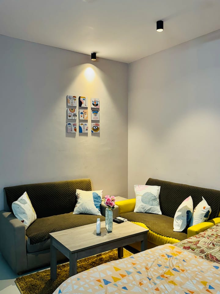 Cozy Studio In Ghaziabad - Ghaziabad