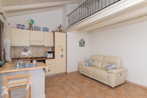 Airbnb con migliori performance: Apartment 150 meters from the sea a Golfo Aranci