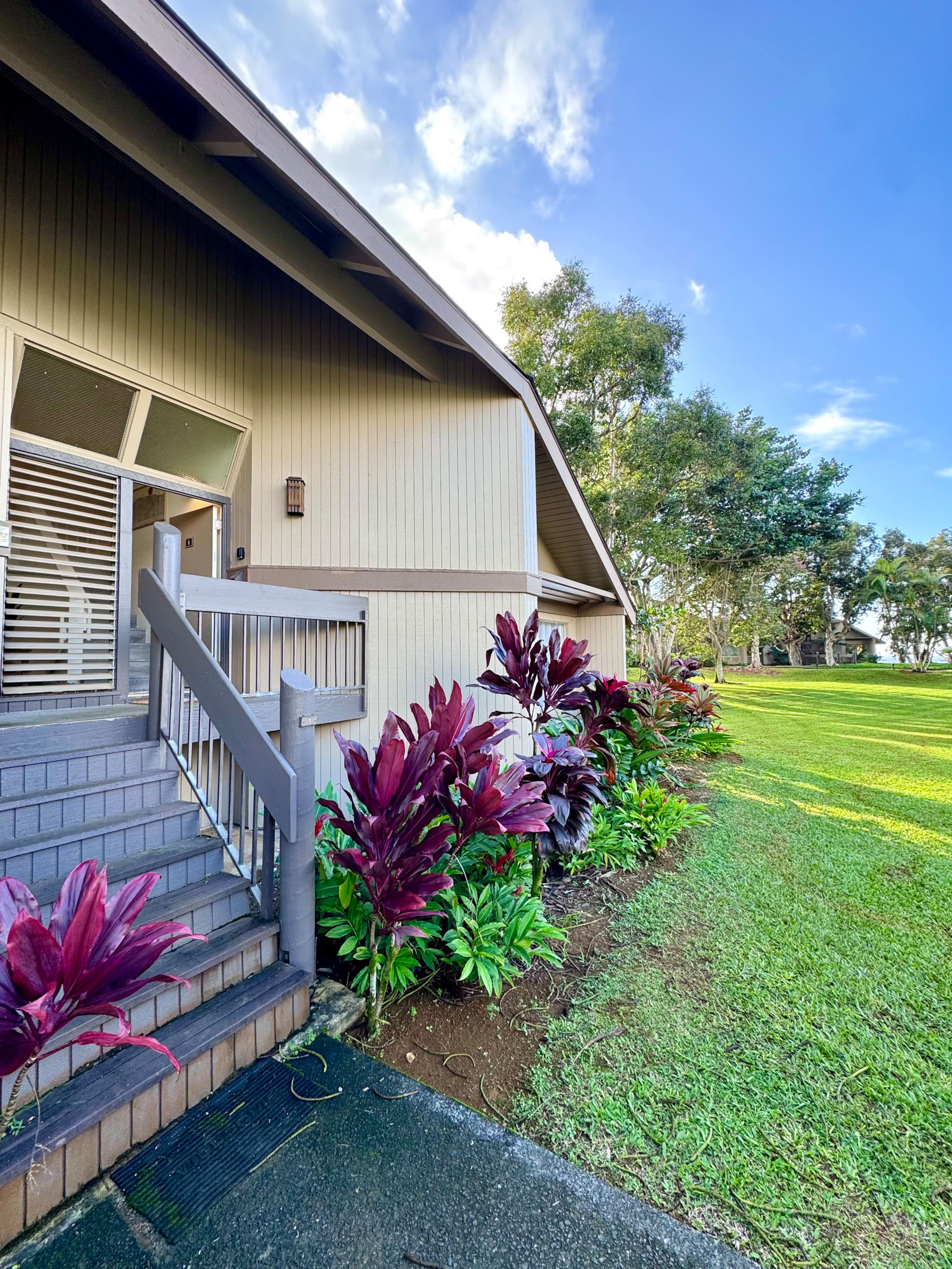 Townhouse in Princeville · ★4.97 · 2 bedrooms · 6 beds · 2 baths - Image 36