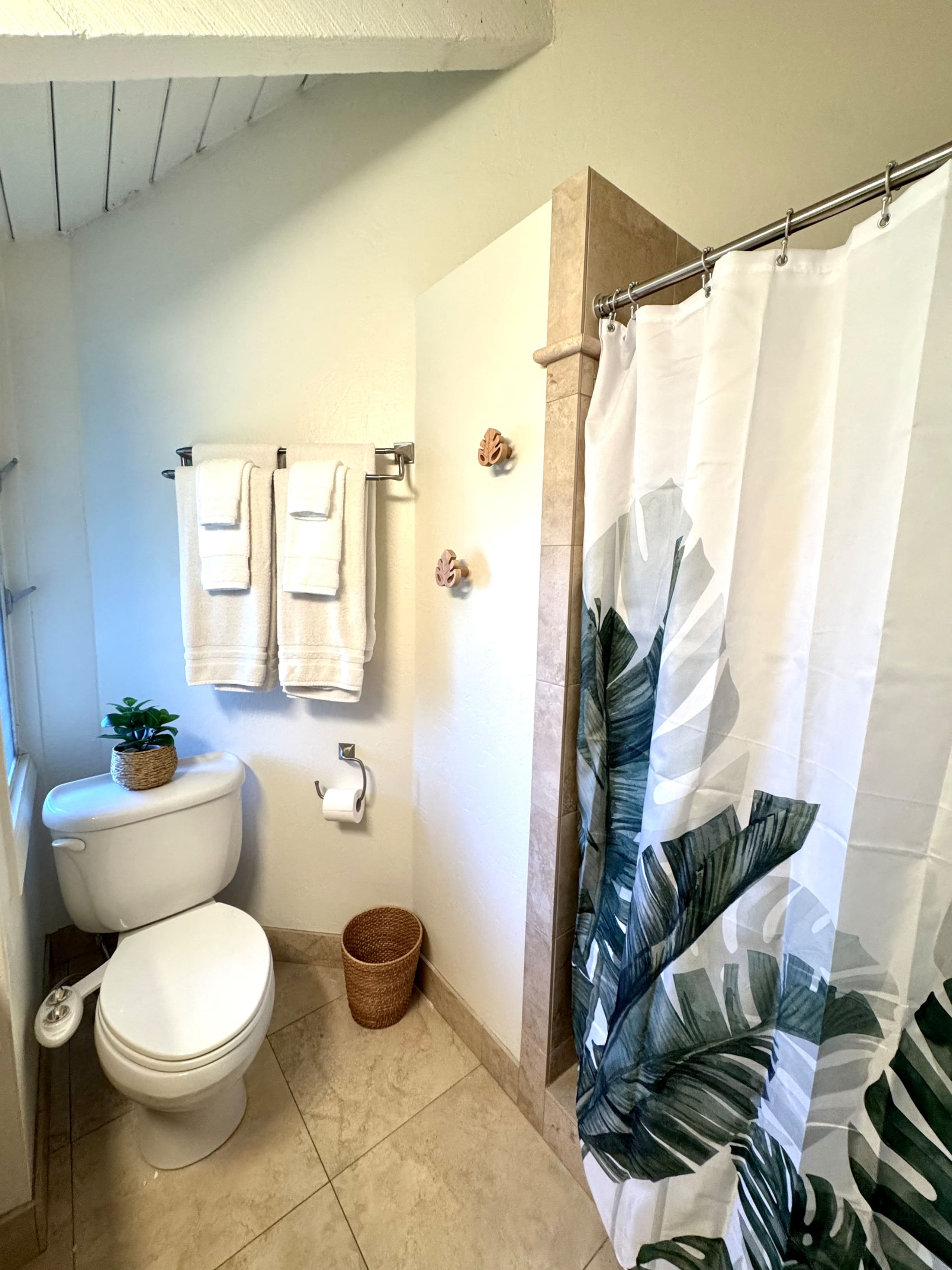 Townhouse in Princeville · ★4.97 · 2 bedrooms · 6 beds · 2 baths - Image 13