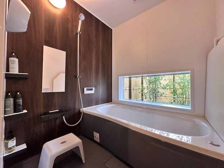 フルバスルーム