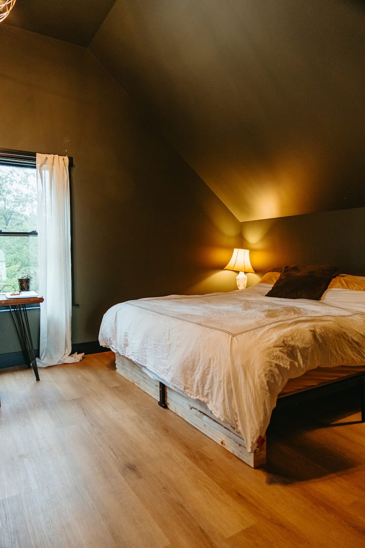 საძინებელი 1