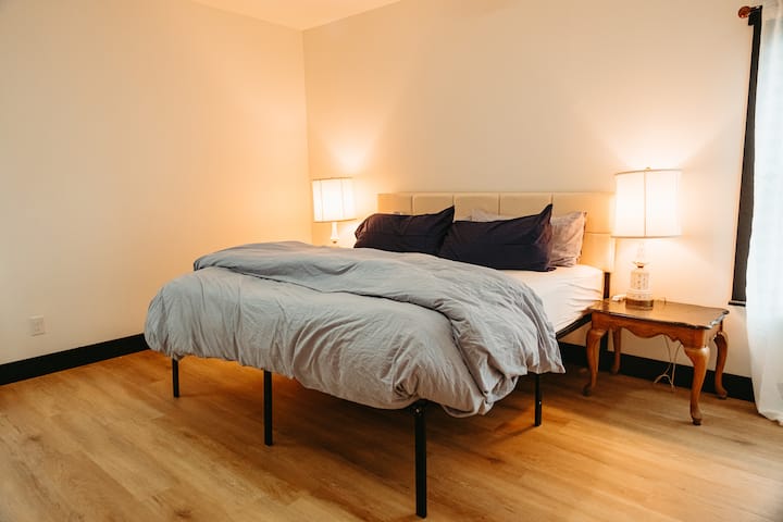 საძინებელი 4