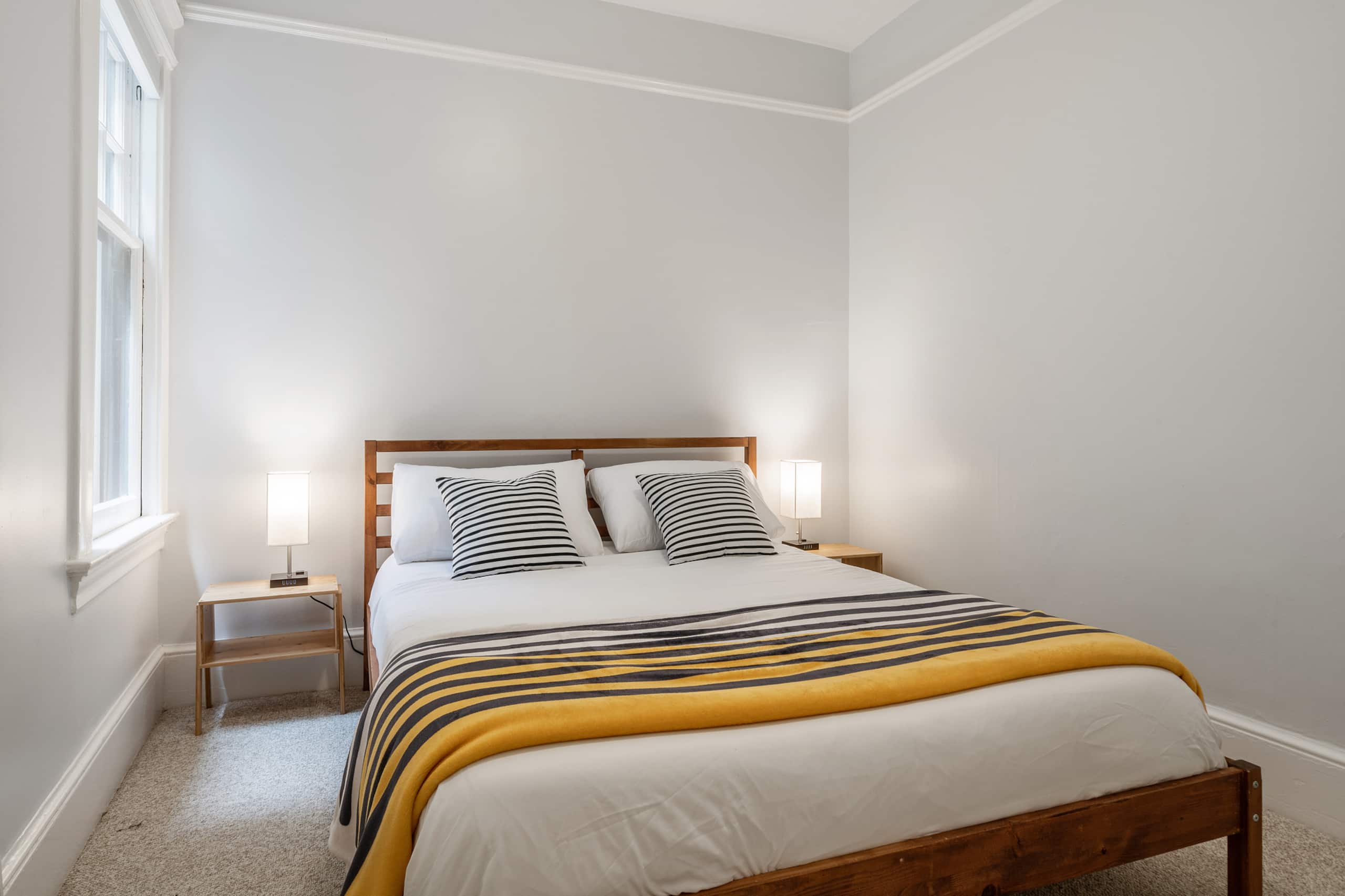Condo in San Francisco · ★5.0 · 3 bedrooms · 3 beds · 1.5 baths - Image 15