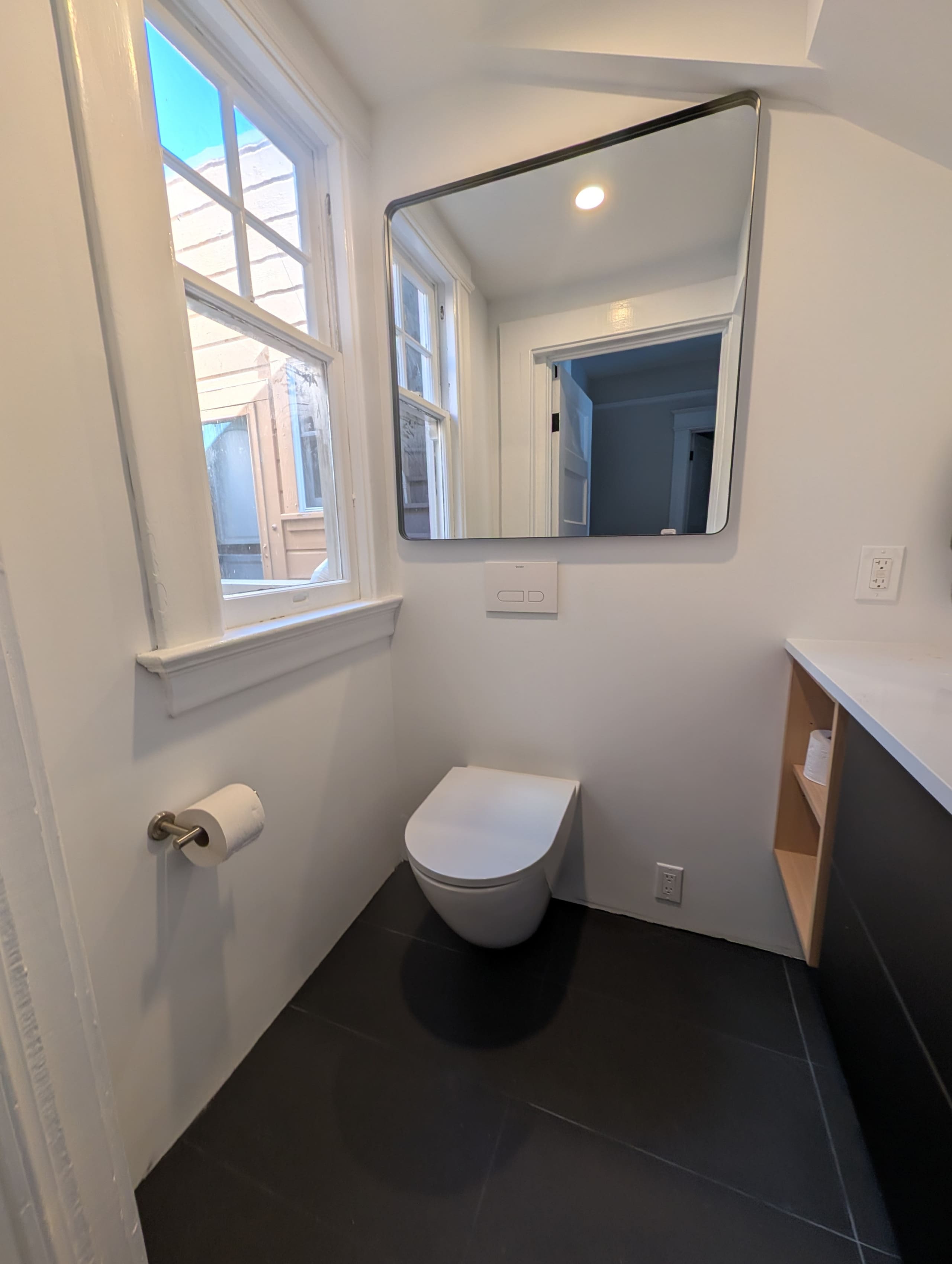 Condo in San Francisco · ★5.0 · 3 bedrooms · 3 beds · 1.5 baths - Image 19