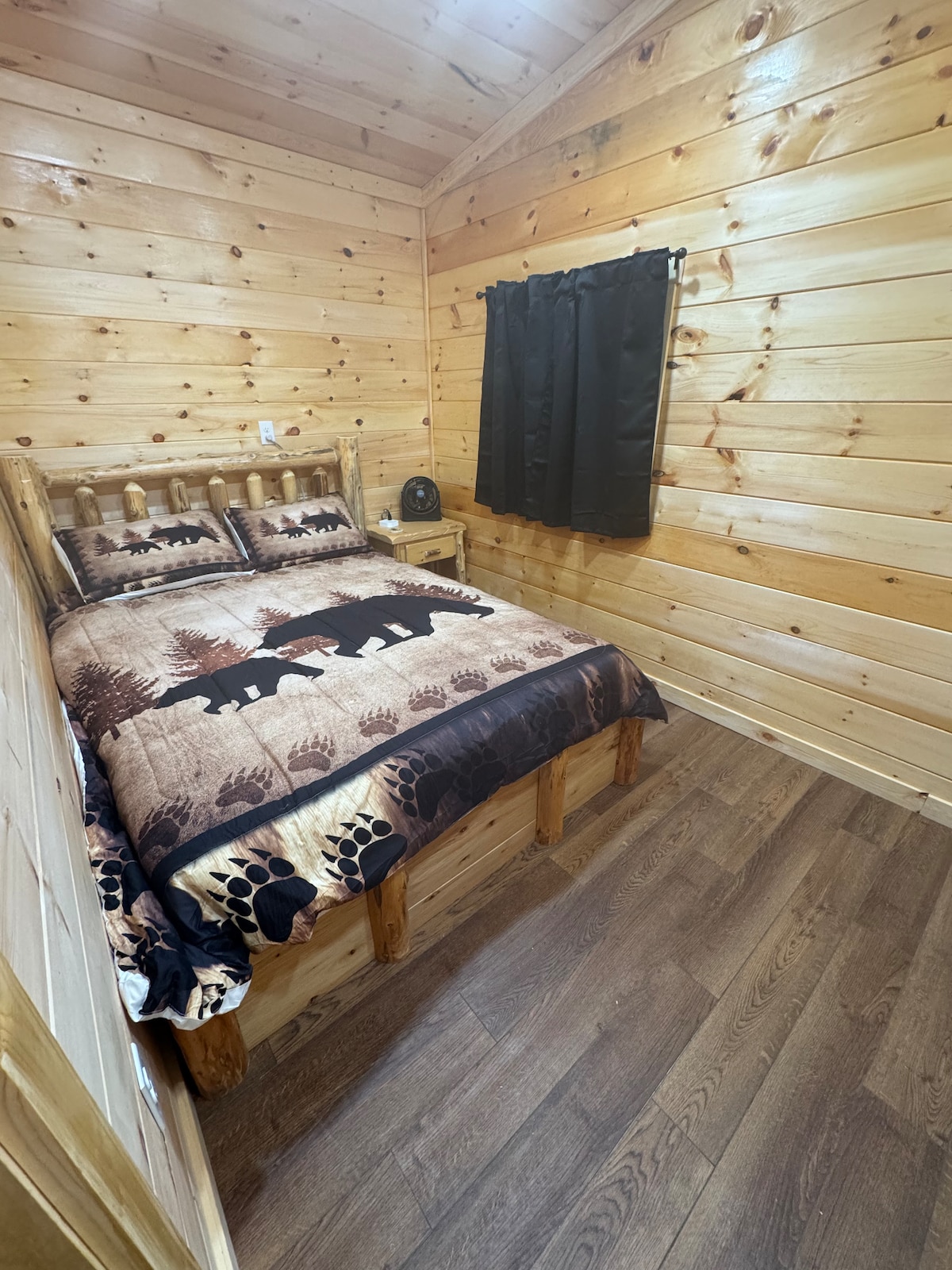 غرفة النوم 2