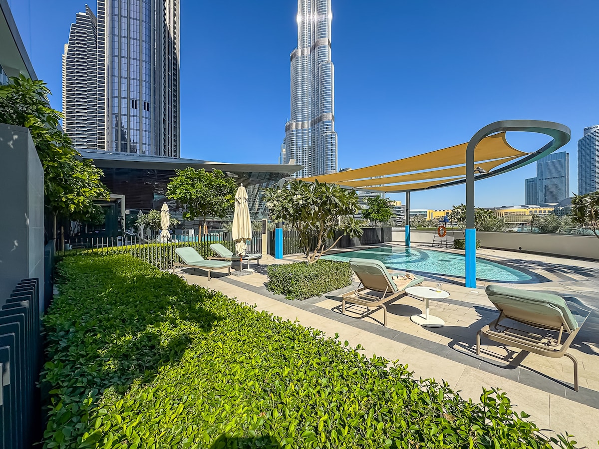 1-Bedroom Apartment · Downtown View 3