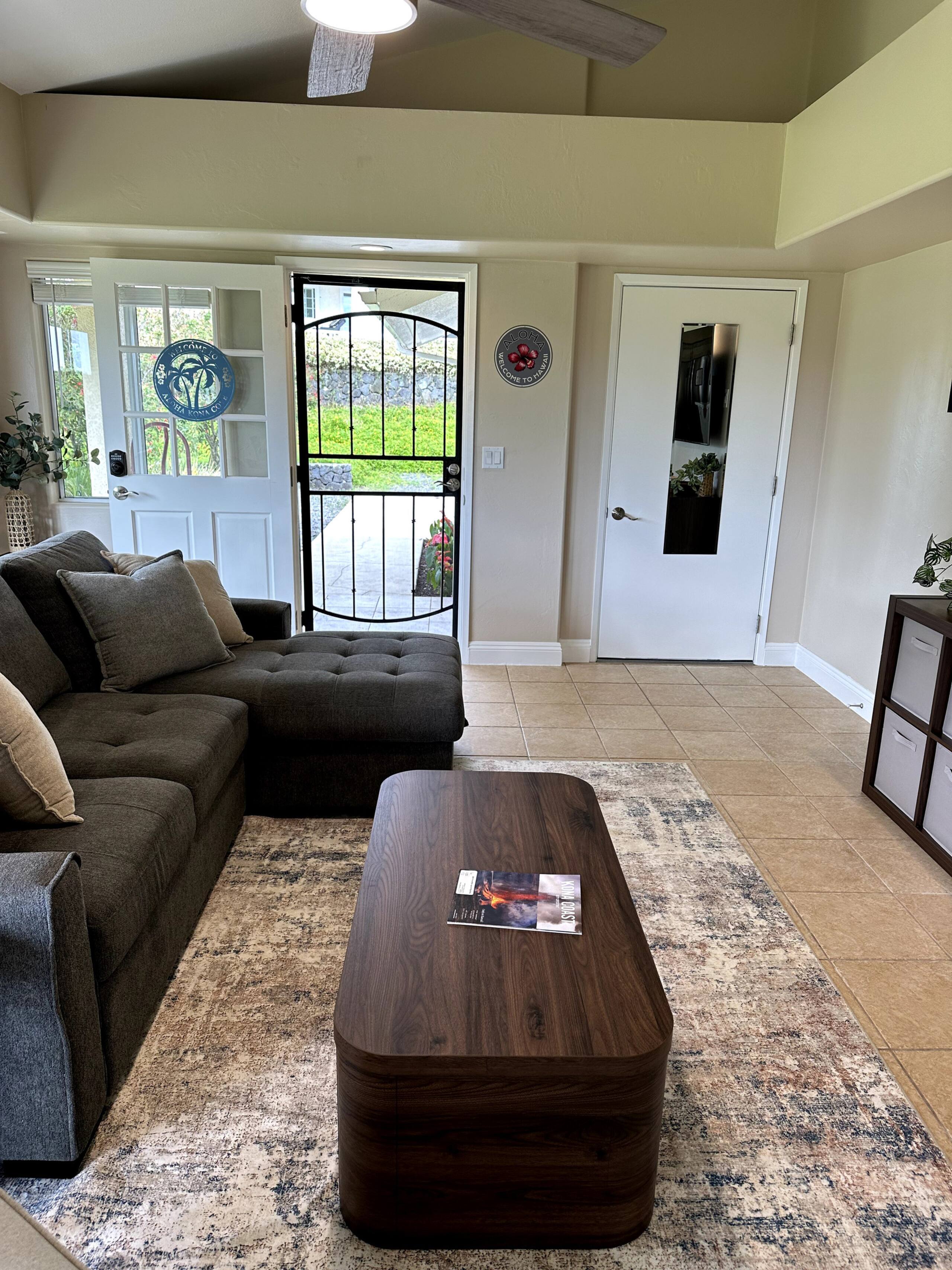Home in Kailua-Kona · ★4.96 · 2 bedrooms · 4 beds · 2 private baths - Image 2