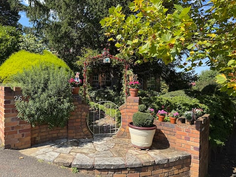 Echo Point Cottage