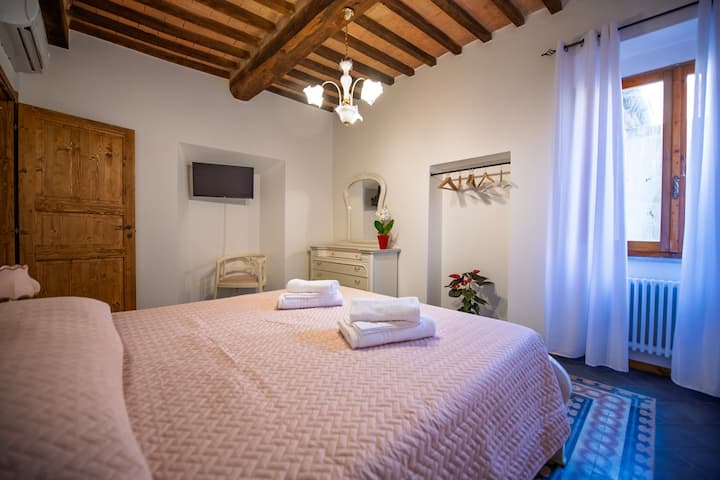 Schlafzimmer 2