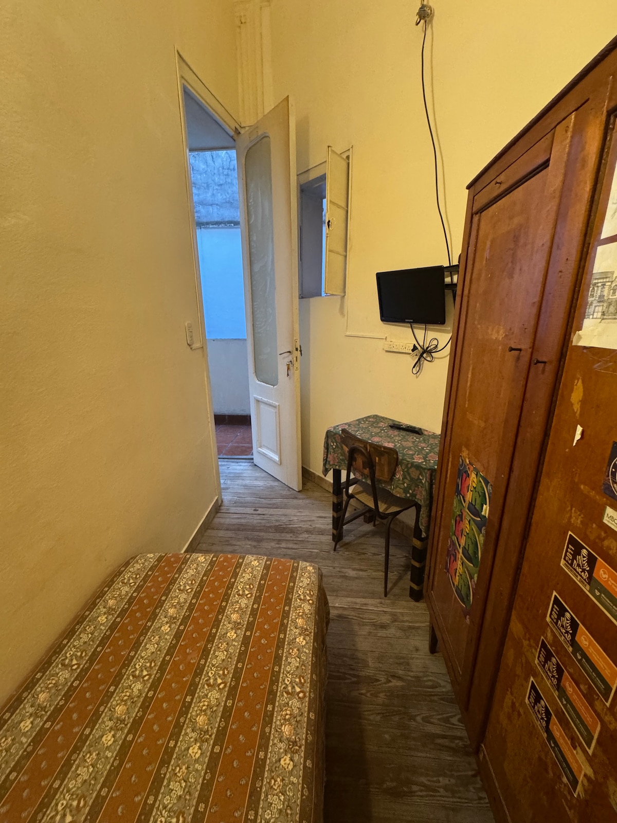 Habitación en hotel de pasajeros en Balvanera