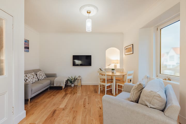 The Wee Harbour Home, Anstruther, Close To Harbour - Anstruther